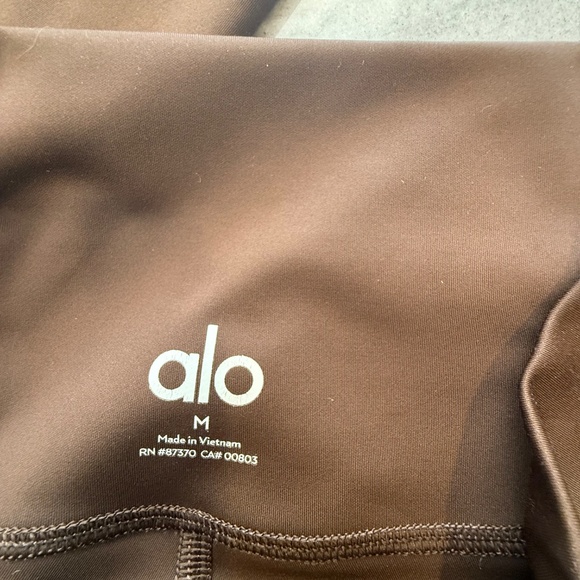 7/8 High-Waist Airlift Legging (Medium) - Picture 4 of 8